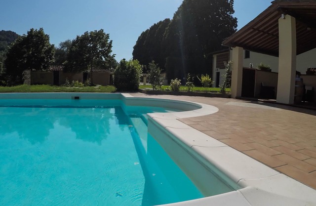 CASALE LA FATA, SMEMORINA prächtige Wohnung mit Blick auf den Pool, für 5 Personen