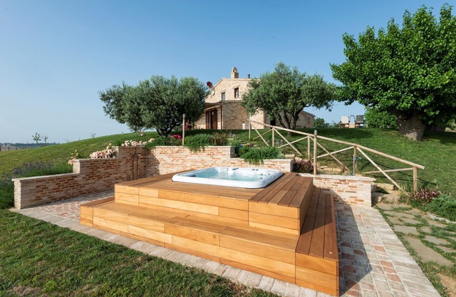 CASALE MONTEFANO EXKLUSIVE NUTZUNG