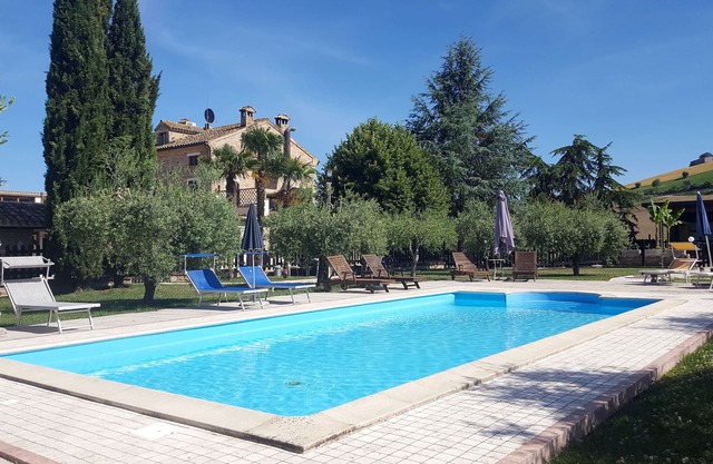 Casale Terra e Sole, privater Pool, Whirlpool, 9 Schlafzimmer, 22 Personen,