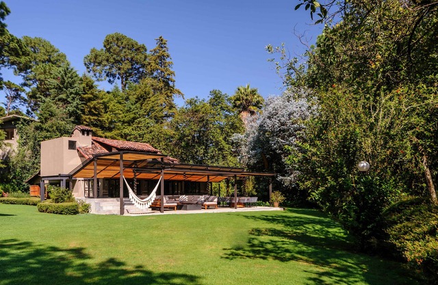 Casas Abi: A Riverside Sanctuary with Firepit in Avándaro