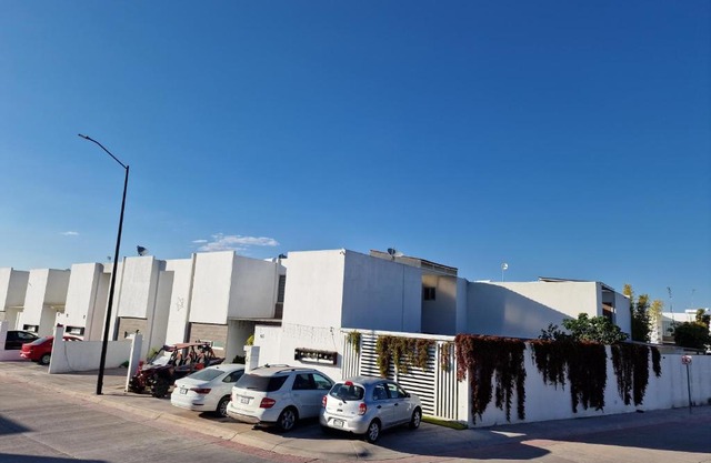 CASAS VIPRA