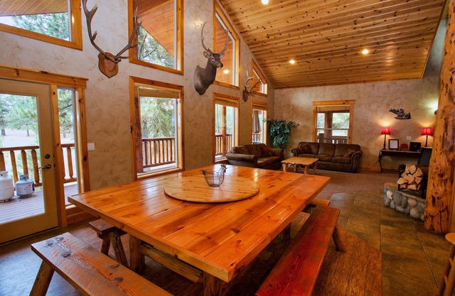 Cascade Multi-Family Cabin - 1 Block to Lake Cascade and Golf Course - Game room - Wood stove