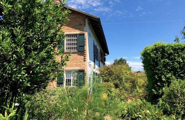 Cascina Costabella - A Garden in the heart of Monferrato