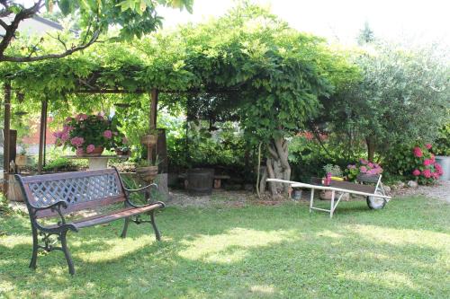 Cascina G appartamento tra i noccioli