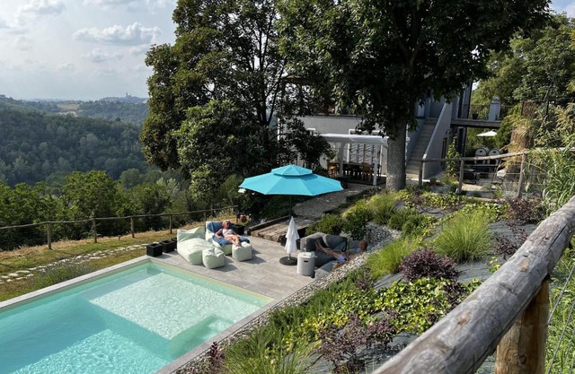 Cascina GianTino suite Cantina - G A Y - M E N - O N L Y