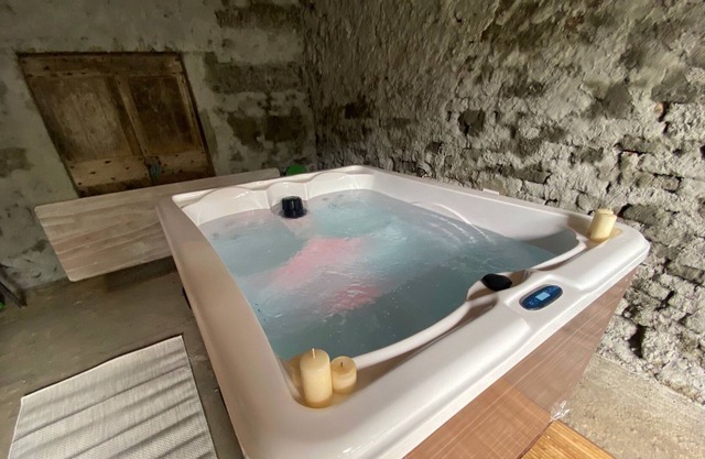 Cascina Liebe With Sauna in Monferrato, Ozzano Monferrato, Italy