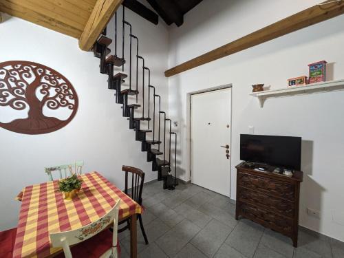 Case sul ruscello