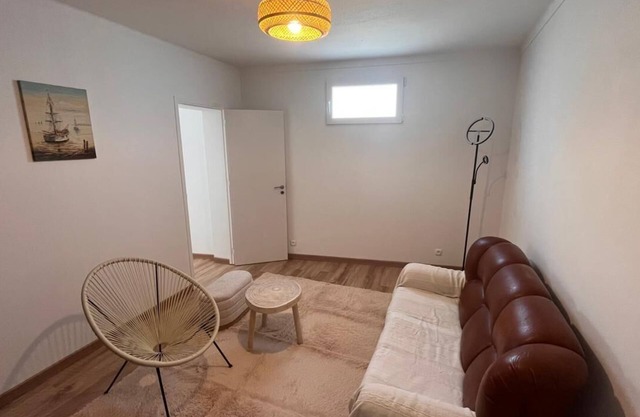 Casinha do mar, Apt. White