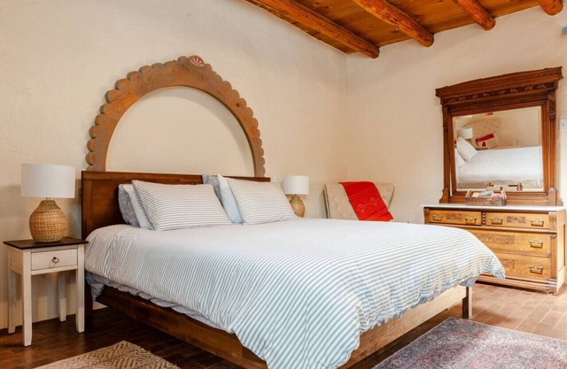 Casita Azul: historic and cozy Santa Fé adobe