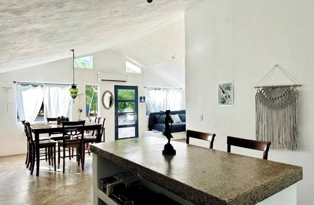 Casita Azul, Your Beautiful Sanctuary Nestled in a Private Palm Grove