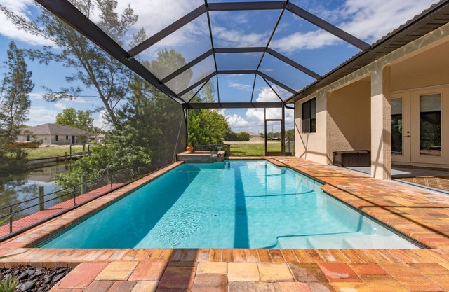 Casita Cabo Coral am Gulf Access Canal mit beheiztem Pool und Spa