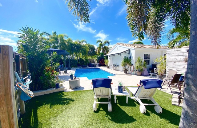 Casita del Sol with private pool & hot tub!