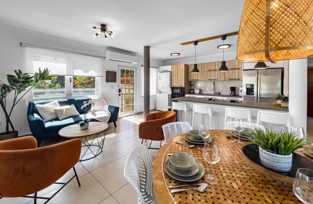 Casona 2 | Modern House Near Ocean Park