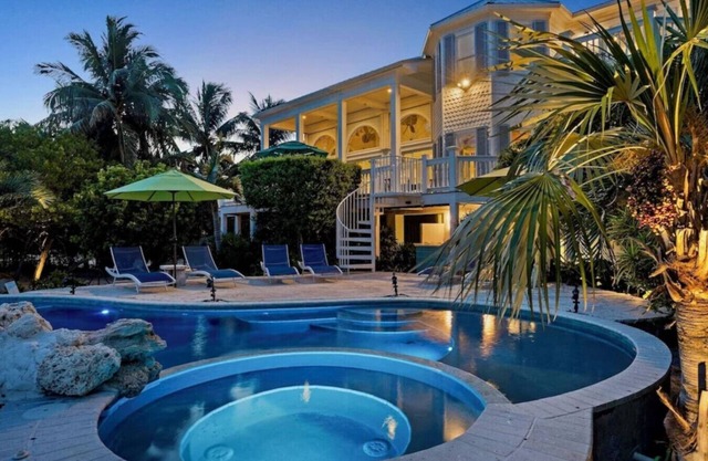 Cassie`s Paradise Key West - Beach House