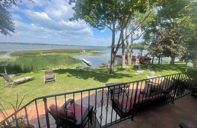 Cast Away Cabin Rental Snowmobile rentals, Tours, and New Boat Rentals