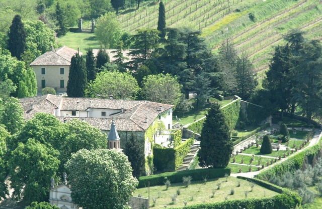 Castello Di Barbarano - Country Villa Hospitality