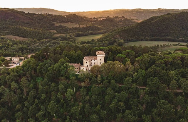 Castello Gubbio - Fünfzehn Schlafzimmer , Schläft 30