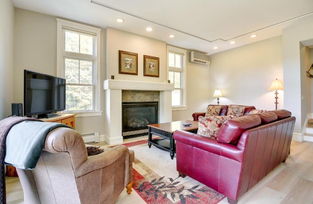Castle Hill Resort Condo 5 Mi to Slopes at Okemo!