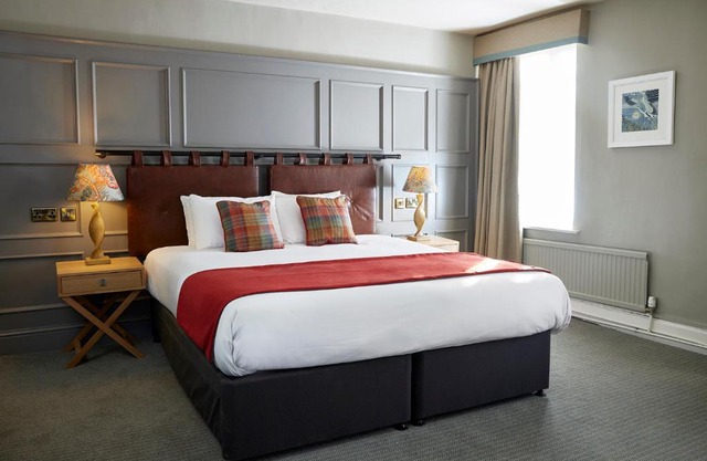Castle Hotel by Chef & Brewer Collection