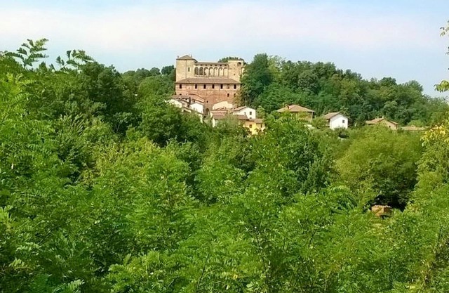 Castello di Tassarolo - OS Castle - Historisches Haus