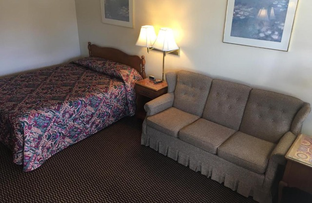 Catamount Motel