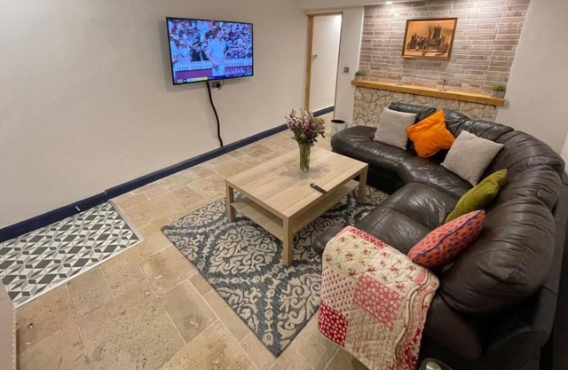 Cathedral view cottage