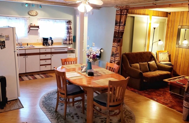Catskill Cottage - gemütlicher Kurzurlaub für bis zu 6, in der Nähe von Windham & Hunter, NY Skifahren