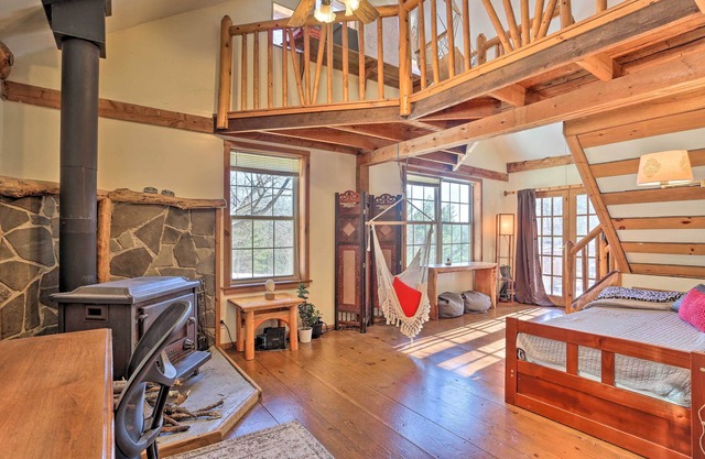 Catskills Cabin Near Ashokan Reservoir