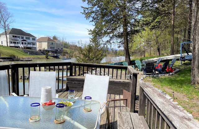 Catskills Chic Lakehouse - Ski and Lake Retreat
