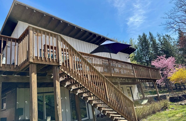 Catskills Creekside Sanctuary