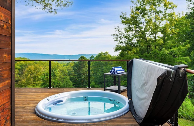 Catskills Retreat w/ Hot Tub, Deck & Expansive Mountain Views | Suncliff Vista
