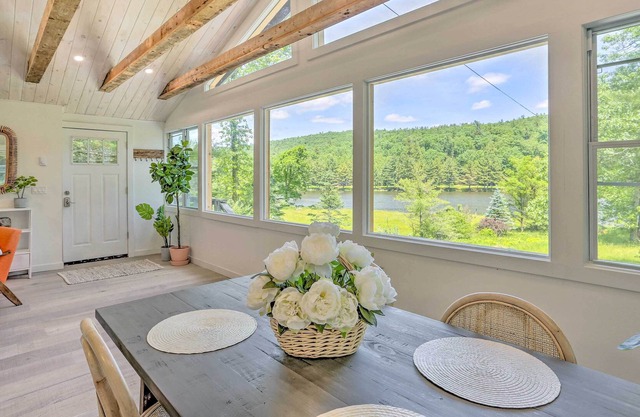 NEW! Catskills Sanctuary w/ Lake Views + Hot Tub