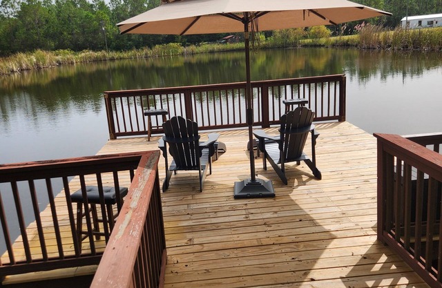 Cattail Cottage - Pet Friendly - Fully fenced - 30 mins to Savannah!!!