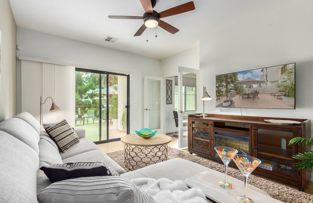 Cays Resort Condo. Oversized Private Patio, Morning Sun! Ocotillo!