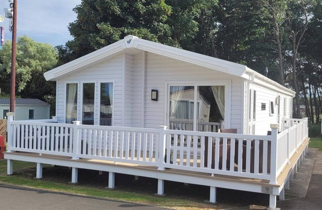 Cayton Bay Lodge Parkdean Resorts