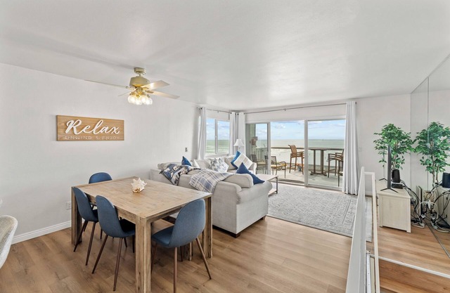 Cayucos Beach Retreat - Perfect location, ocean views!