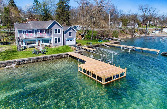 Cayuga Gray: Lakefront Home Near Cayuga Wineries!