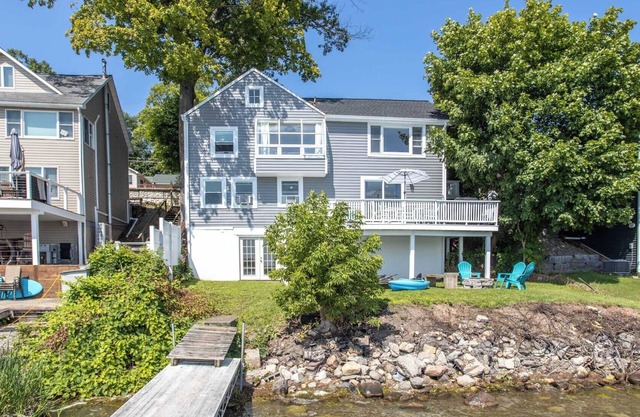Cayuga Lake Cottage: "Lakeside Cottage - Close to Wineries!"
