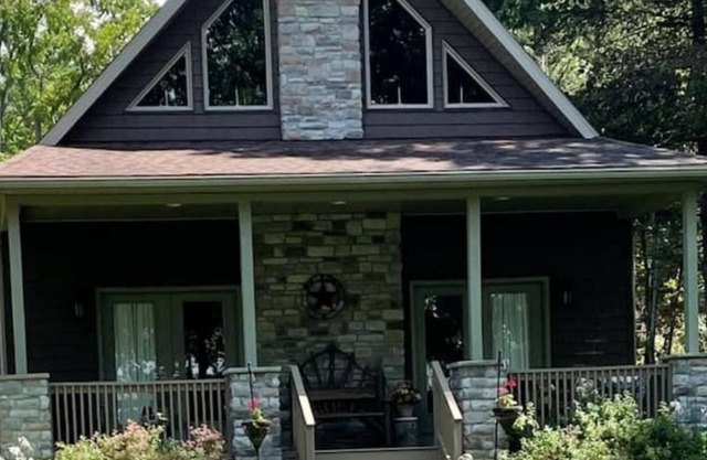 Cayuga lake waterfront cozy & spacious home