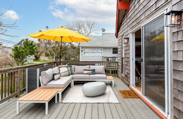 Cayuga Street Sunshine Retreat