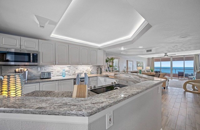 CBC 1-15E – Gulf Front Gem, Book Your Stay!