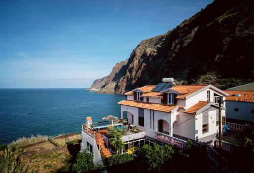 Cecília's House