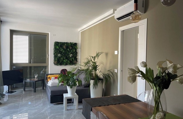 Ceccarini Apartment - Zwei Schlafzimmer Wohnung, Schläft 6
