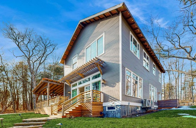 Cedar Beach Lakehouse