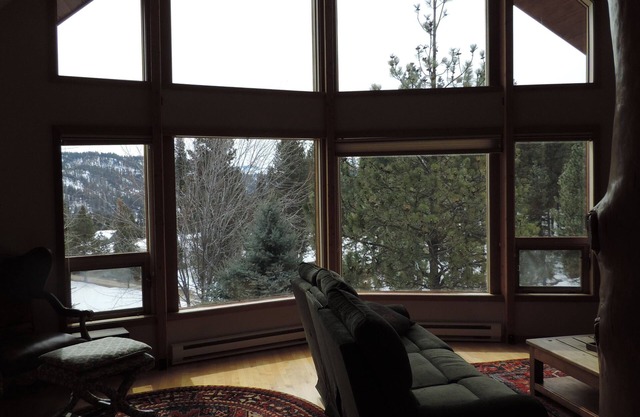 Cedar Cabin with Mountain View’s