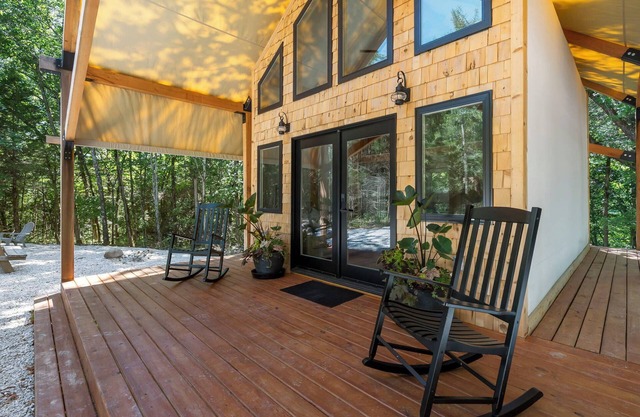 Cedar Creek | Glamping in the Ozarks!
