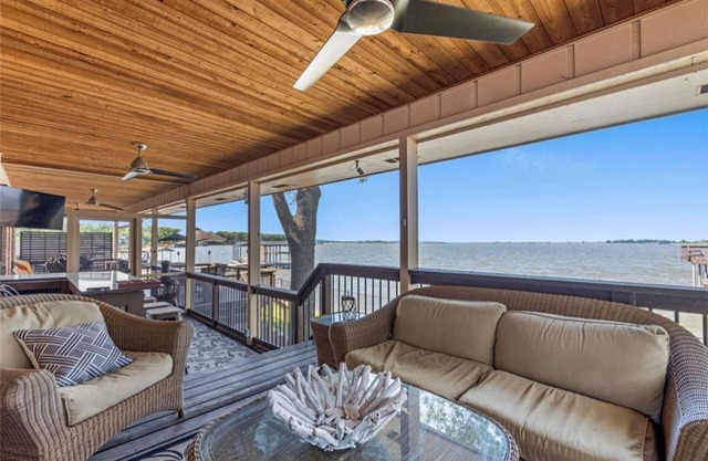 Cedar Creek Serentity Shores Lake house
