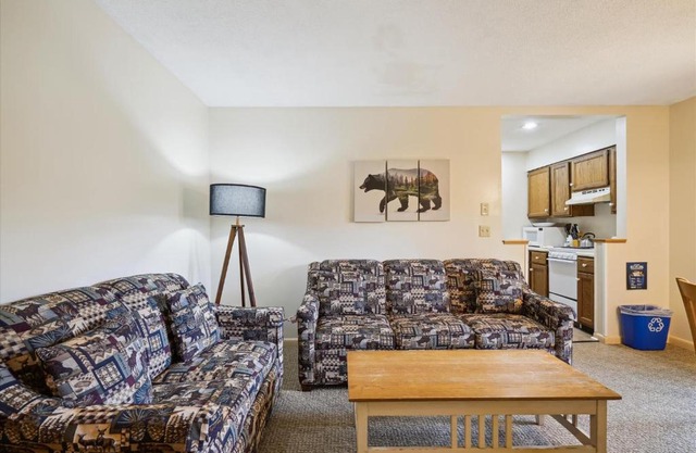 Cedarbrook Two Queen Bed Standard Hotel Room with outdoor heated pool 102
