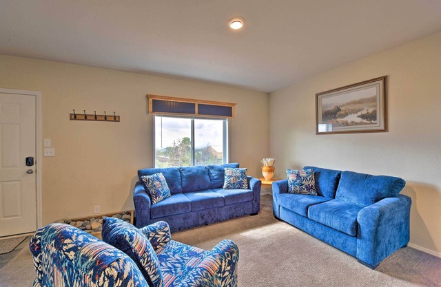 Cedaredge Hideaway w/ Grill & Mountain Views!