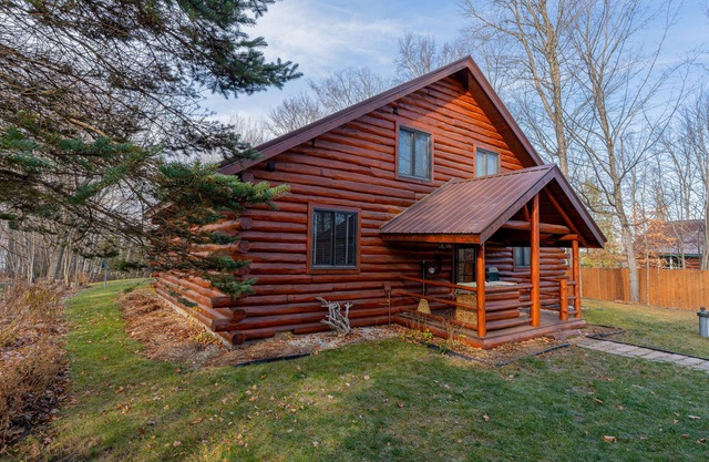 Cedars on South: Long Days & Cool Nights—Summertime Bliss Awaits!